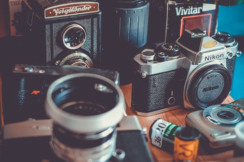 Analoge Fotografie Kamera und Objektive